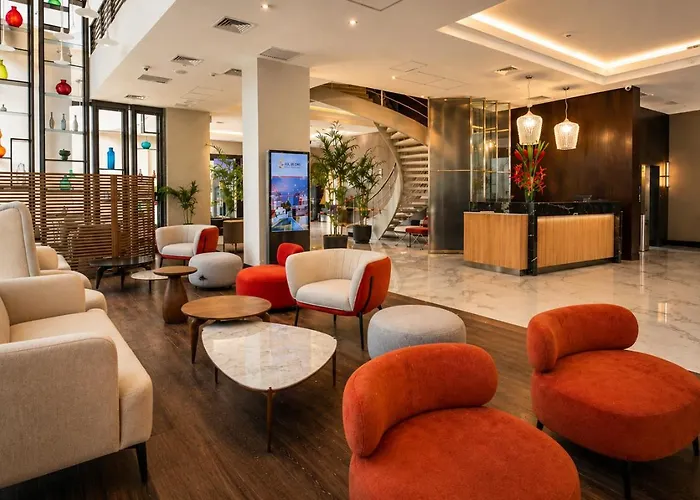 Sol De Oro Hotel & Suites